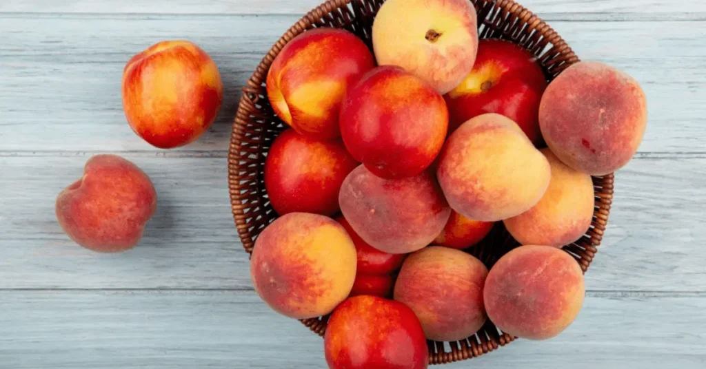 Peach, Persimmons fruit